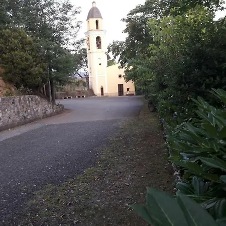 Casa Antonella * Carro